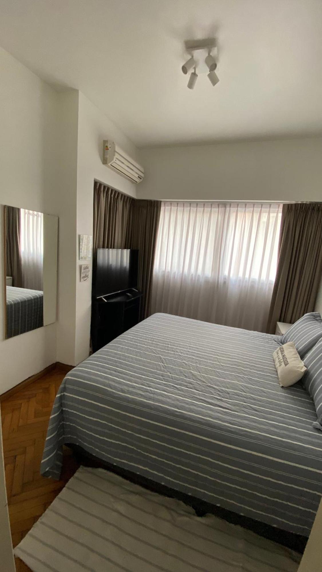 Corrientes Apartment *